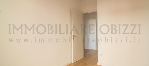 3 rooms Apartment in Padua, Italy No. 7077 19