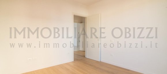 3 rooms Apartment in Padua, Italy No. 7077 14