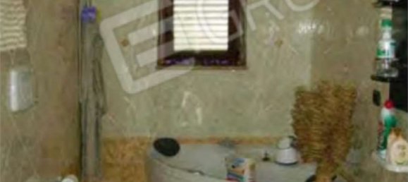 5 rooms Apartment in Bisignano, Italy No. 185384 13