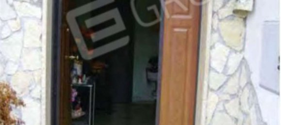 5 rooms Apartment in Bisignano, Italy No. 185384 5