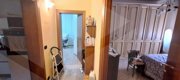 3 rooms Apartment in Carpi, Italy No. 20552 8