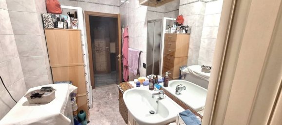 3 rooms Apartment in Carpi, Italy No. 20552 10