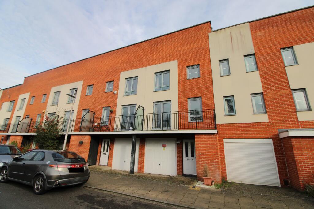 3 غرف نوم منزل في Reading, United Kingdom رقم 10698