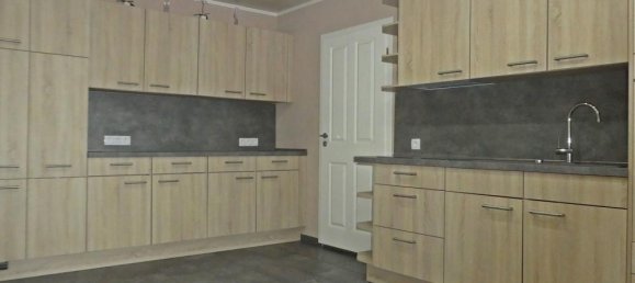 Propiedad comercial de 5 habitaciónes en Wesermarsch, Germany No. 144828 12