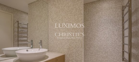 3 bedrooms Apartment in Porto, Portugal No. 94331 14