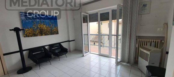 4 rooms Apartment in Jesi, Italy No. 115180 2
