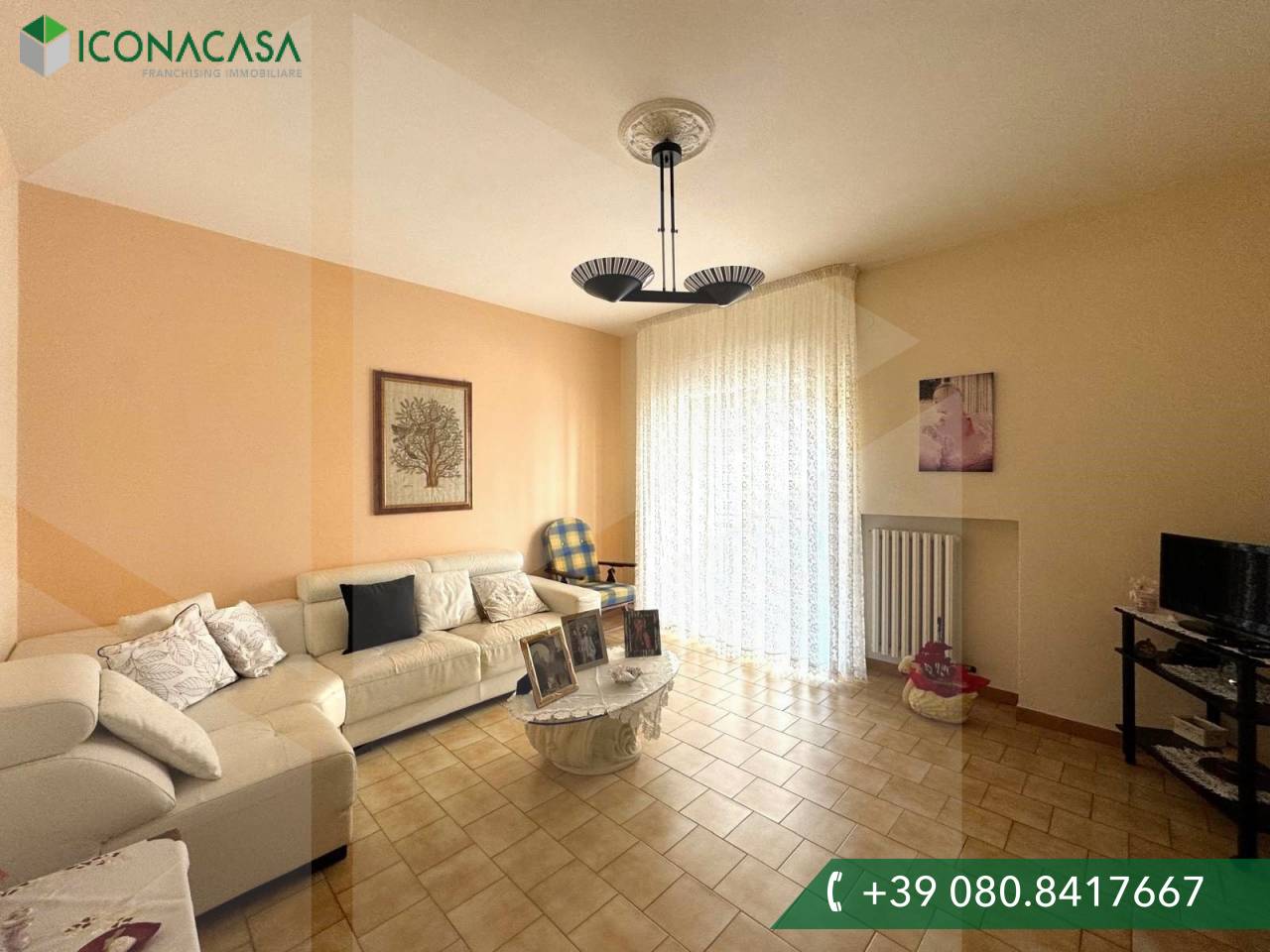 4 rooms Commercial property in Noicattaro, Italy No. 23075