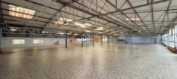 2400m² Commercial property in Maine-et-Loire, France No. 352809 3