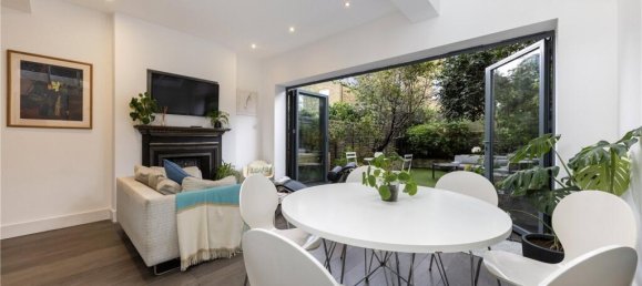 5 bedrooms House in London, United Kingdom No. 3741 3