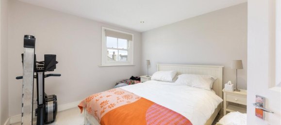 5 bedrooms House in London, United Kingdom No. 3741 11