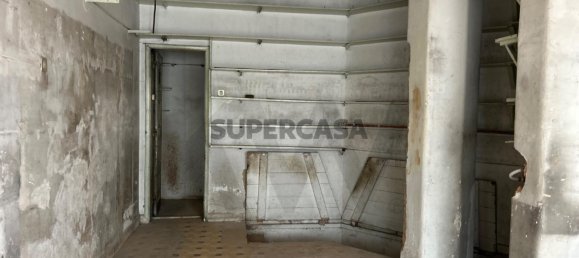 66m² Commercial property in Lisbon, Portugal No. 162688 19