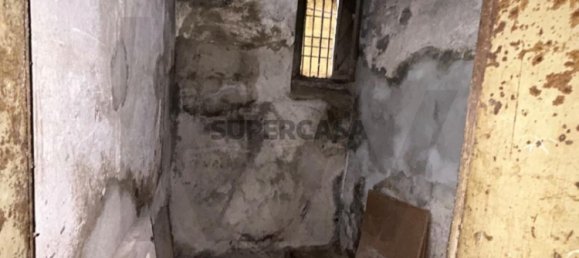 66m² Commercial property in Lisbon, Portugal No. 162688 8