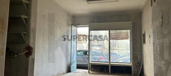66m² Commercial property in Lisbon, Portugal No. 162688 7