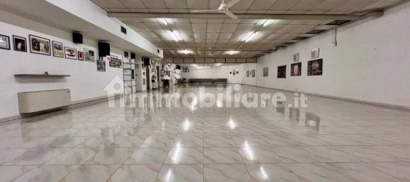 3 rooms Commercial property in Trento, Italy No. 125254 2