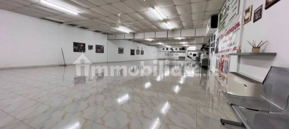 3 rooms Commercial property in Trento, Italy No. 125254 4