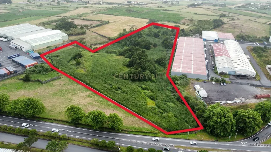 Terrain à Rabo de Peixe, Portugal No. 253692