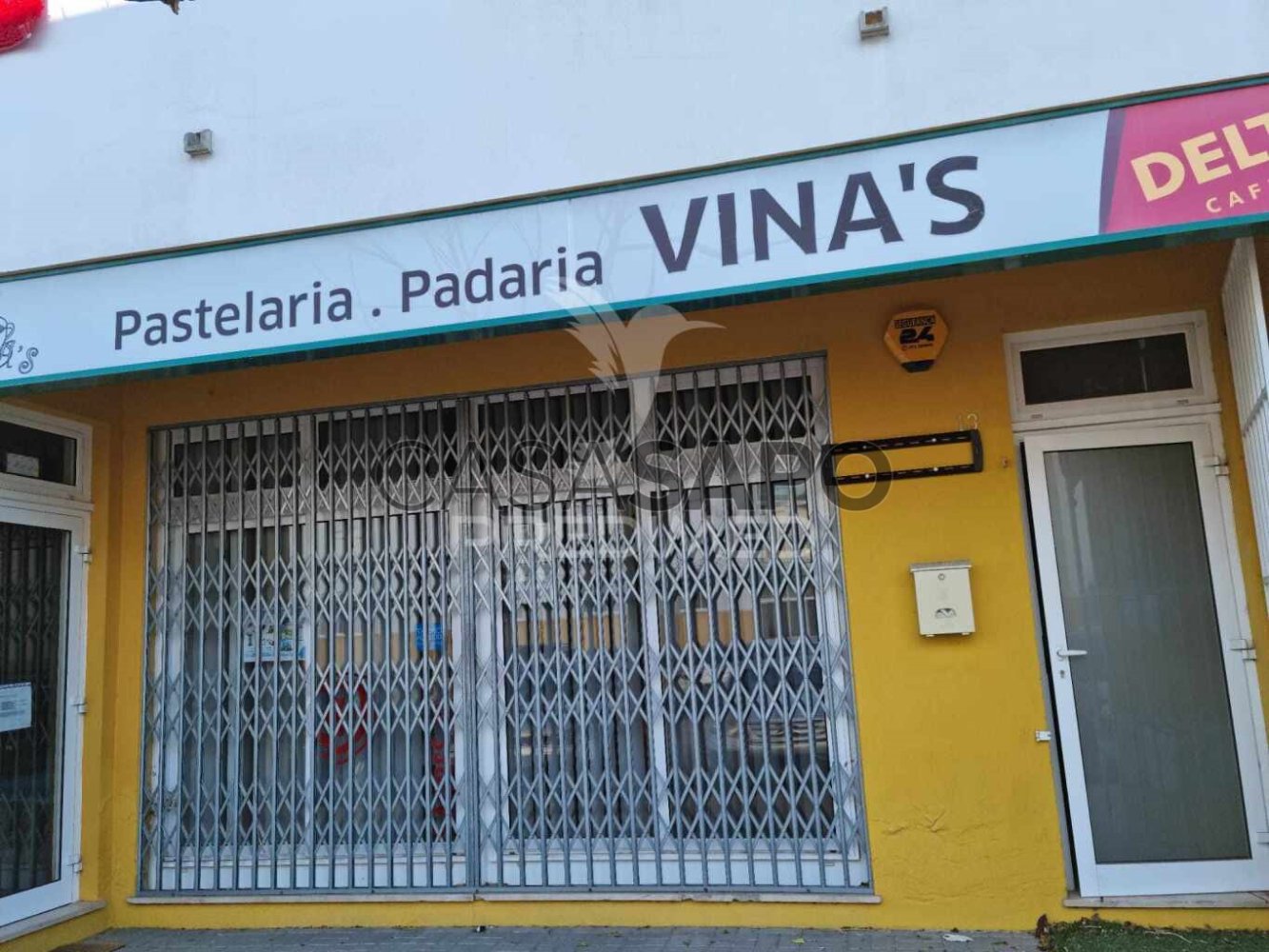 Gewerbliche Immobilie in Quarteira, Portugal 63m², Nr. 202037