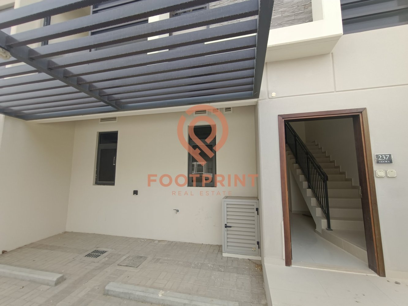 Таунхаус с 3 спальнями в Дубай, ОАЭ № 24493