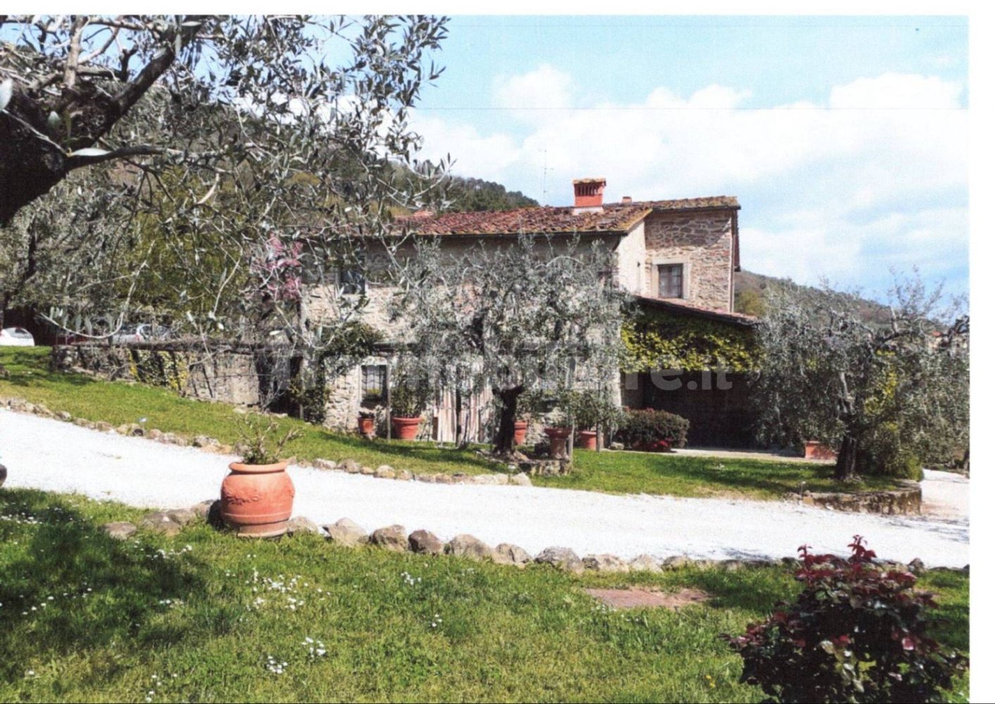 Casa de 5 dormitorios en Serravalle Pistoiese, Italy No. 255546