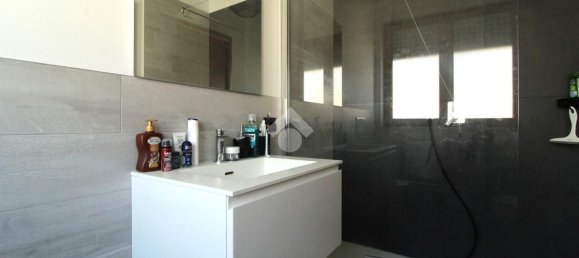 4 bedrooms Apartment in Vicenza, Italy No. 334819 10