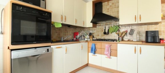 4 bedrooms Apartment in Vicenza, Italy No. 334819 3