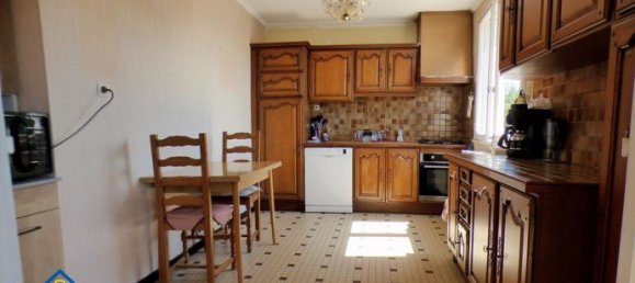 3 bedrooms House in Chantonnay, France No. 310149 2