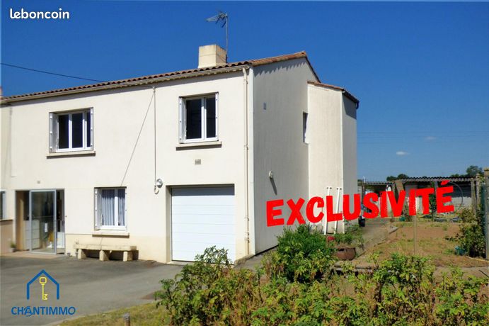3 bedrooms House in Chantonnay, France No. 310149