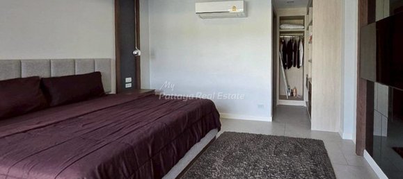 4 bedrooms House in Pattaya, Thailand No. 70085 16