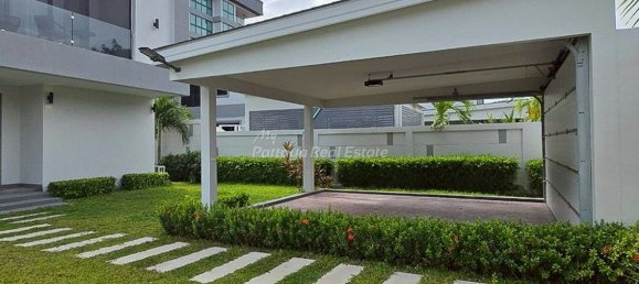 4 bedrooms House in Pattaya, Thailand No. 70085 3