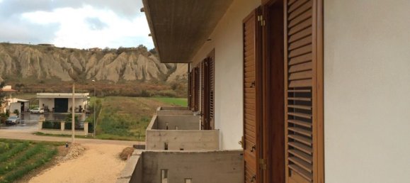 2 rooms Apartment in Sant'Eusanio del Sangro, Italy No. 254774 5