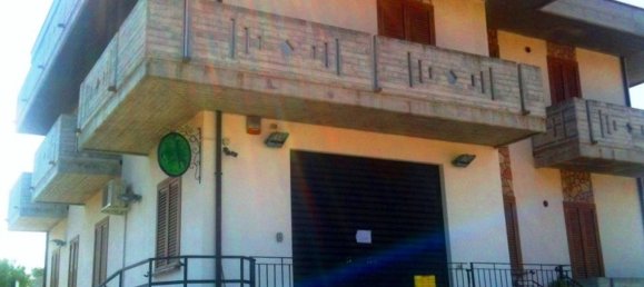 2 rooms Apartment in Sant'Eusanio del Sangro, Italy No. 254774 2