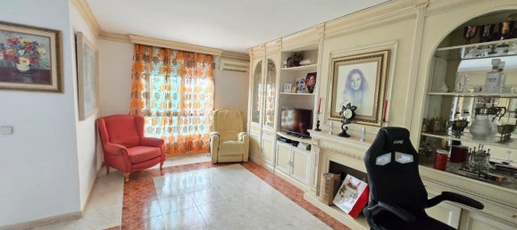3 bedrooms Apartment in Parla, Spain No. 172924 4