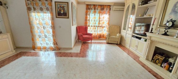 3 bedrooms Apartment in Parla, Spain No. 172924 3