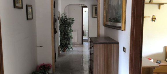 5 bedrooms Apartment in Messina, Italy No. 322538 21