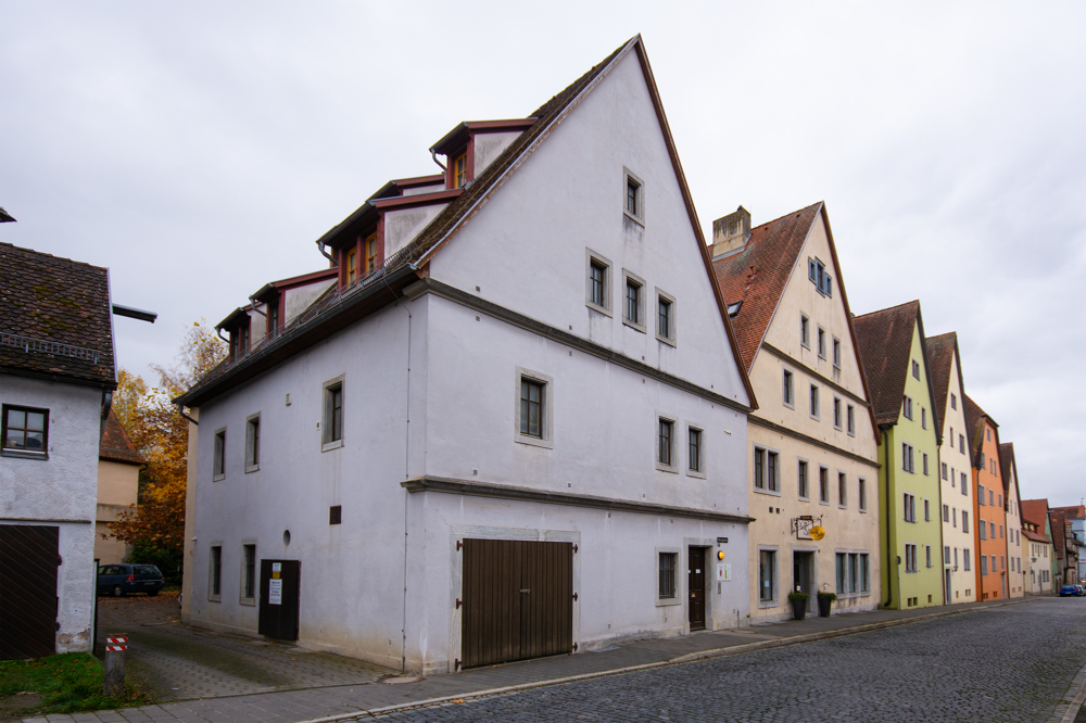 169m² Building in Ansbach, Germany No. 160875