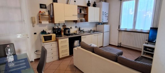 3 rooms Apartment in Paese, Italy No. 220891 2