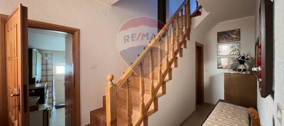 2 bedrooms House in Montereale, Italy No. 345440 6