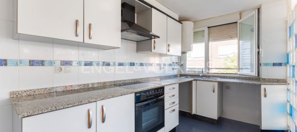 Пентхаус с 2 спальнями в Валенсия, Испания № 134062 3