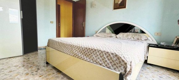 10-Zimmer Haus in Rome, Italy, Nr. 34324 170