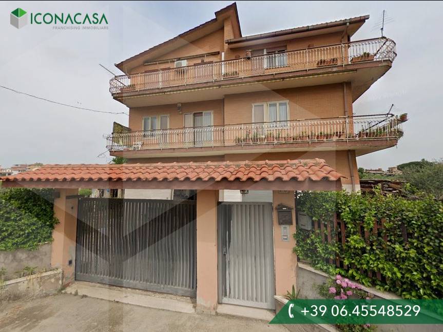 10-Zimmer Haus in Rome, Italy, Nr. 34324