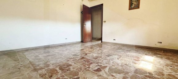 10-Zimmer Haus in Rome, Italy, Nr. 34324 150