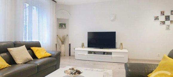 Квартира с 4 спальнями в Шампиньёль, Франция № 309274 3