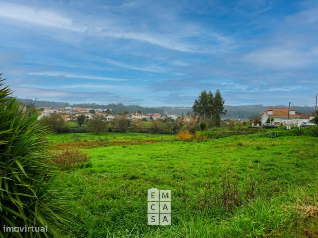 1490m² Land in Santa Maria da Feira, Portugal No. 86342