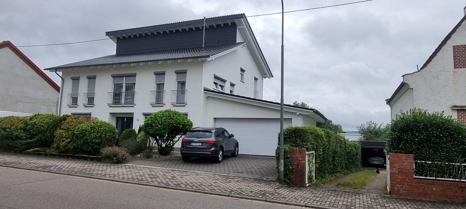 7 rooms Townhouse in Neunkirchen, Germany No. 295622