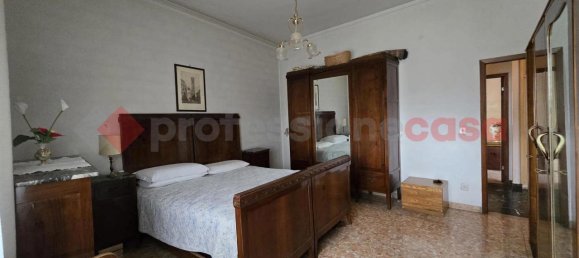 5 rooms Apartment in Arezzo, Italy No. 37718 36