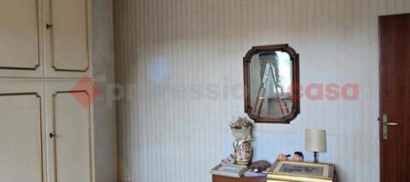 5 rooms Apartment in Arezzo, Italy No. 37718 16