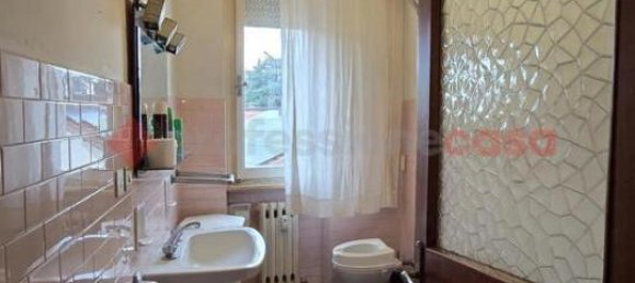 5 rooms Apartment in Arezzo, Italy No. 37718 21