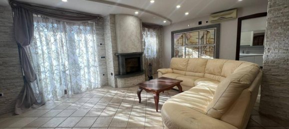 4 rooms Villa in Scafati, Italy No. 32588 7