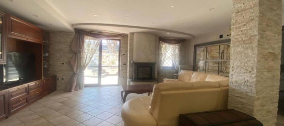 4 rooms Villa in Scafati, Italy No. 32588 12