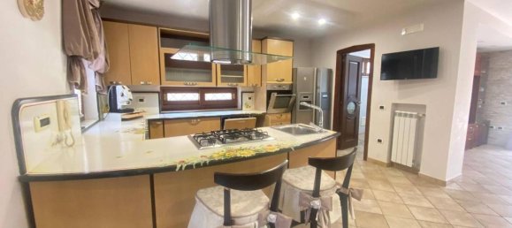 4 rooms Villa in Scafati, Italy No. 32588 14